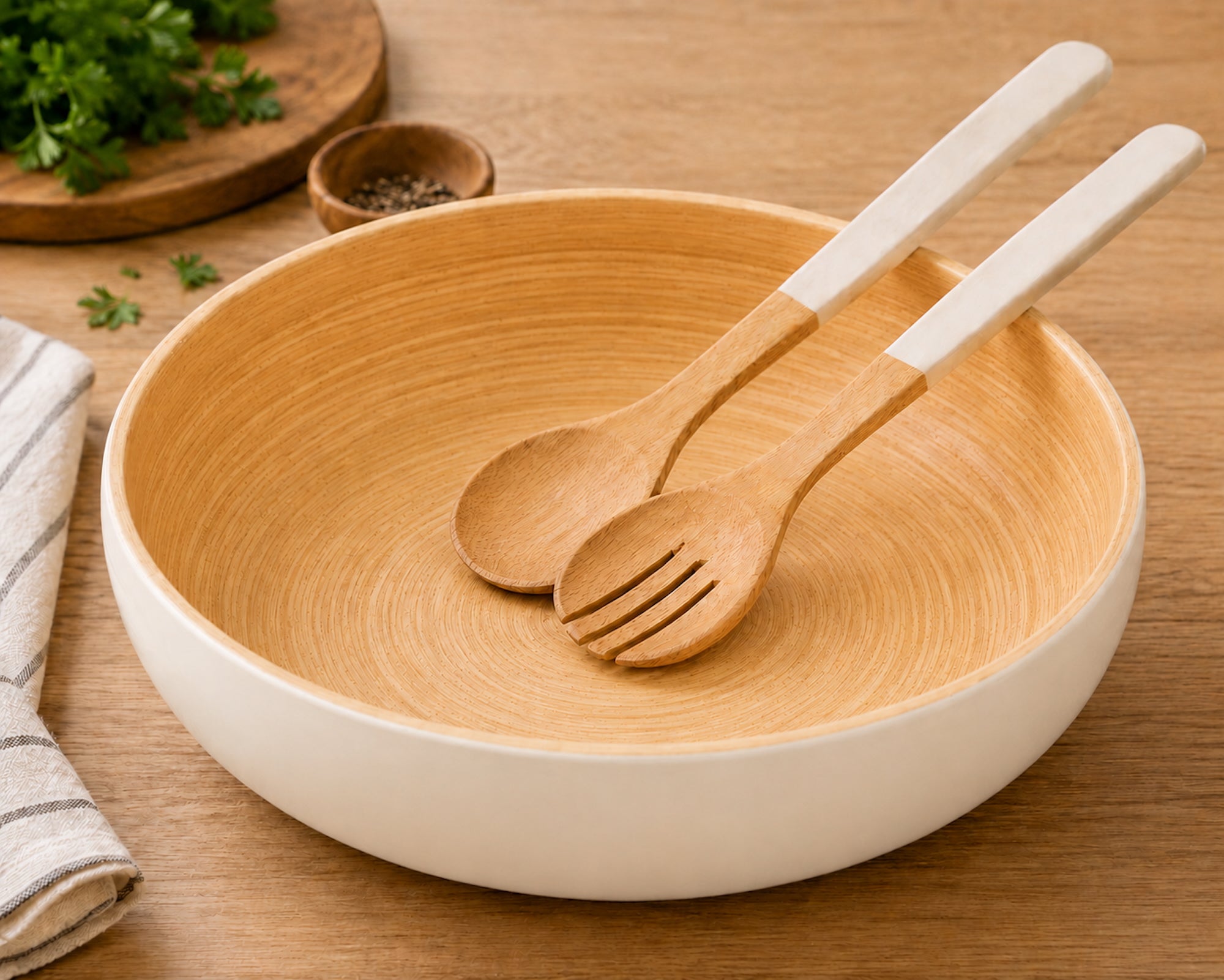 Salad Bowl with Tongs